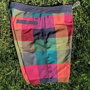 American Eagle board shorts, M
